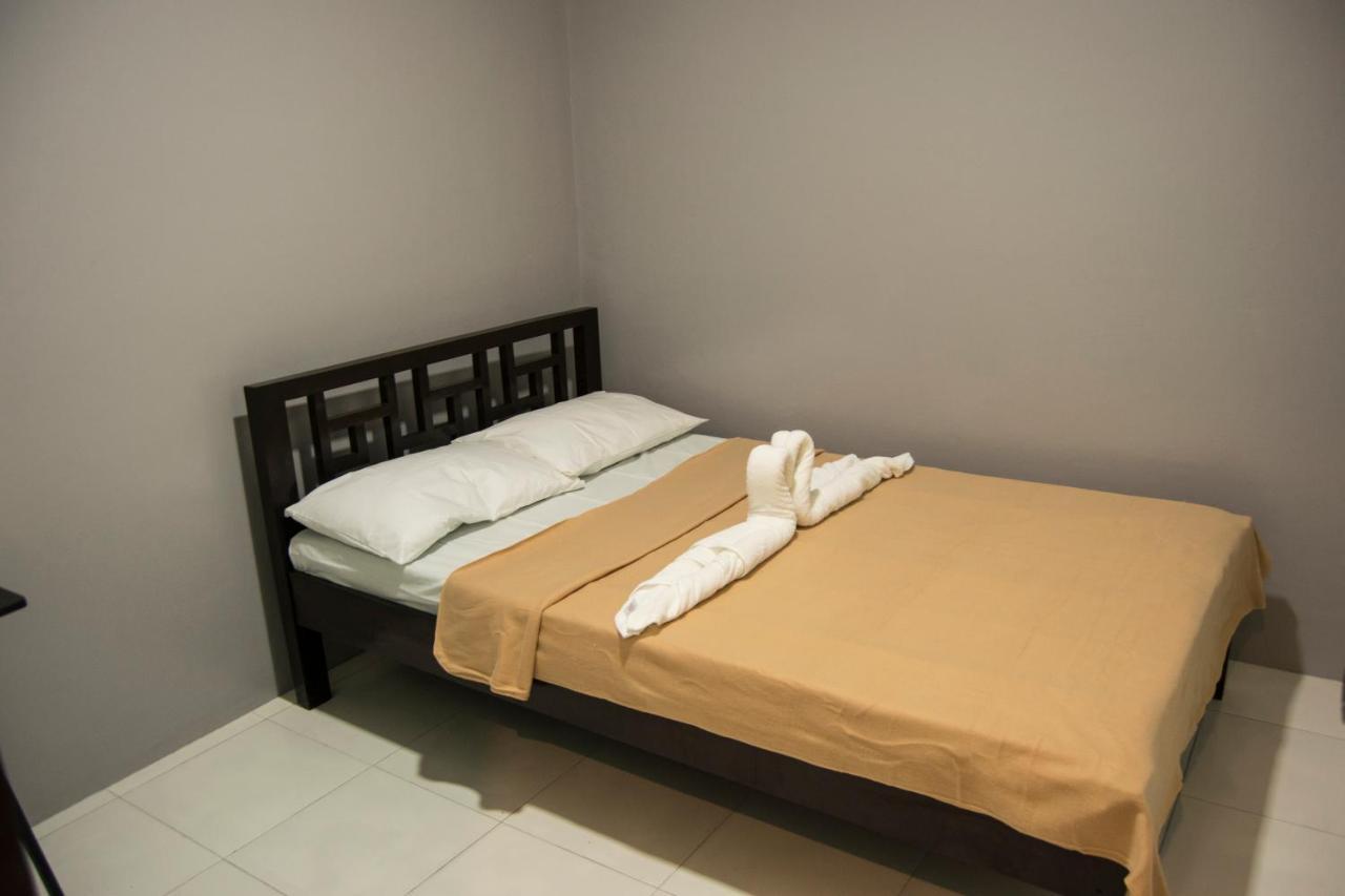Parmview Inn Legazpi Esterno foto